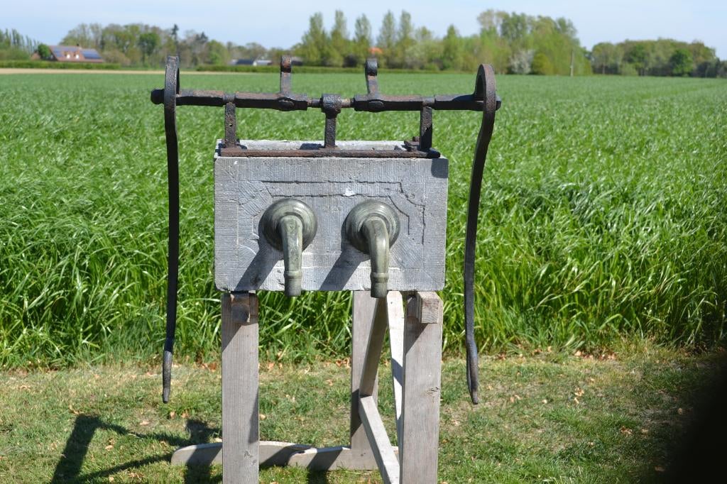 authentiek gekapt arduinen pomphuis, Tuin en Terras, Tuinwanddecoratie, Ophalen, Gebruikt