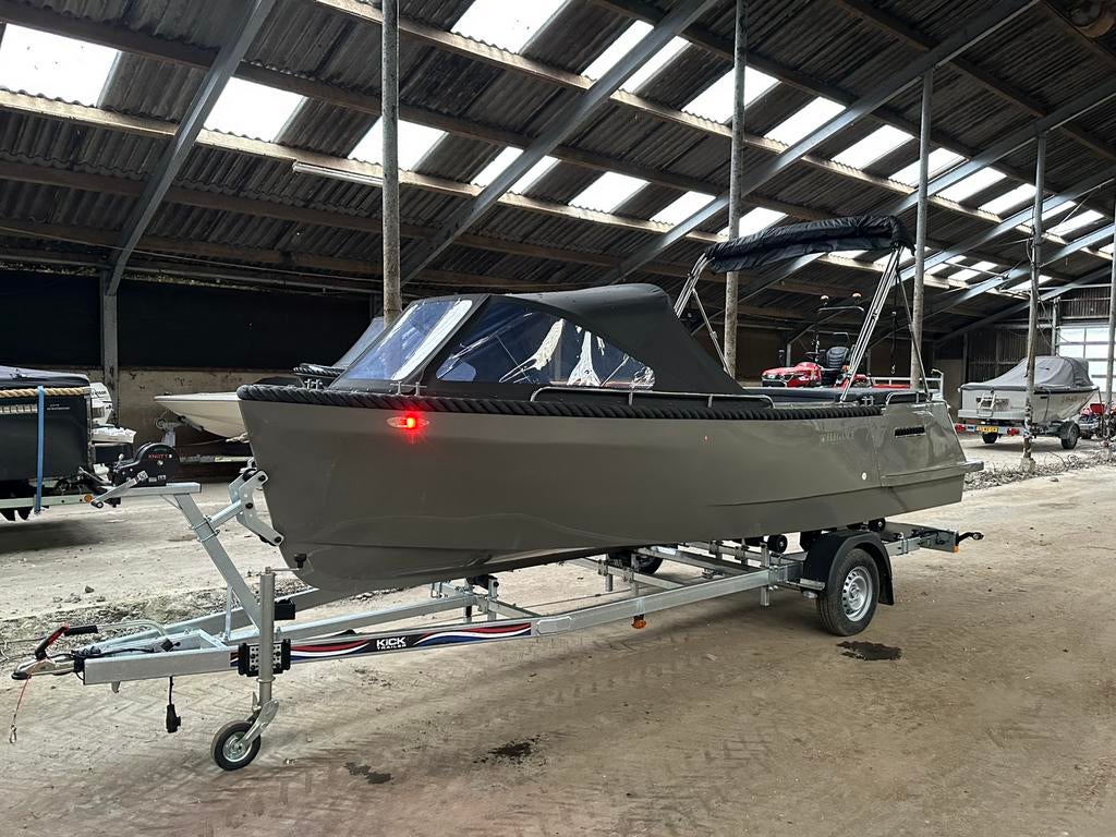 Nieuw demo Elegance 635 helemaal compleet, Ophalen, 6 meter of meer, Nieuw, Buitenboordmotor