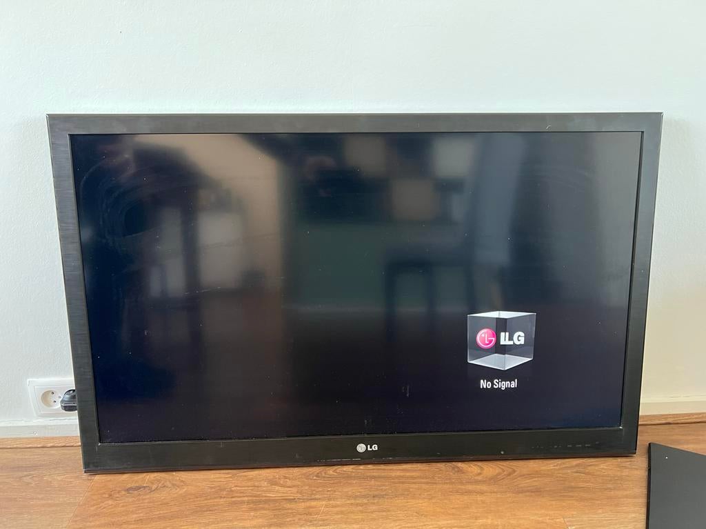 LG 42 inch TV, Gebruikt, 50 Hz, 100 cm of meer, Ophalen