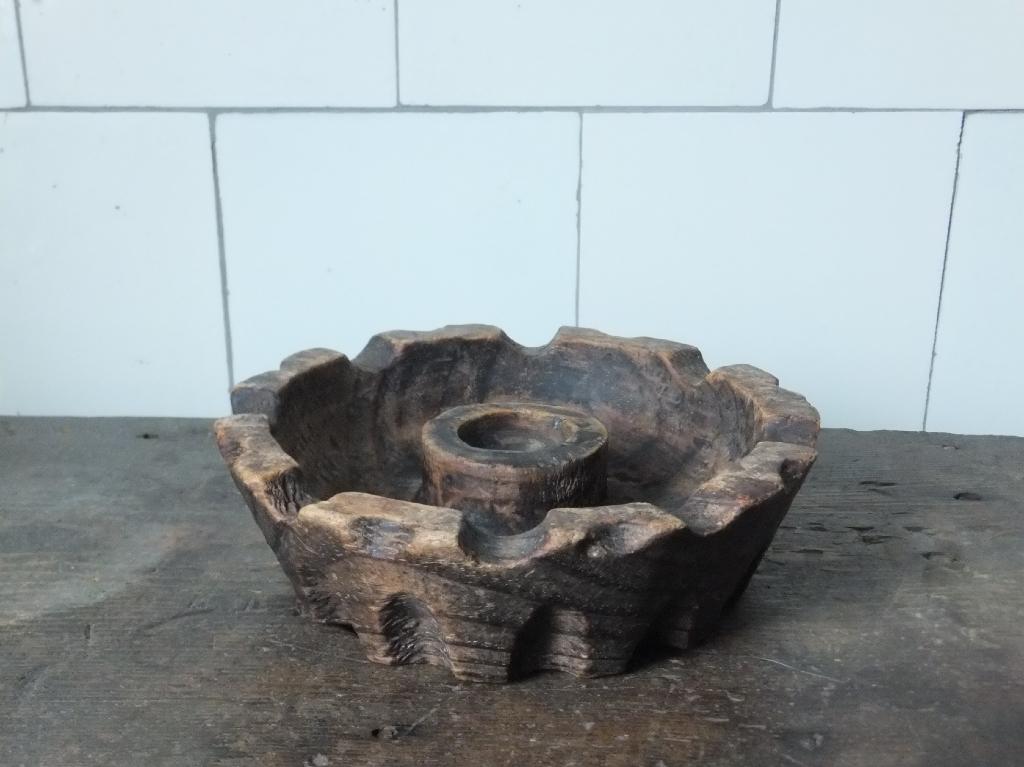 stoere kandelaar brutalist, vintage, kaarshouder, laag model, Antiek en Kunst, Ophalen