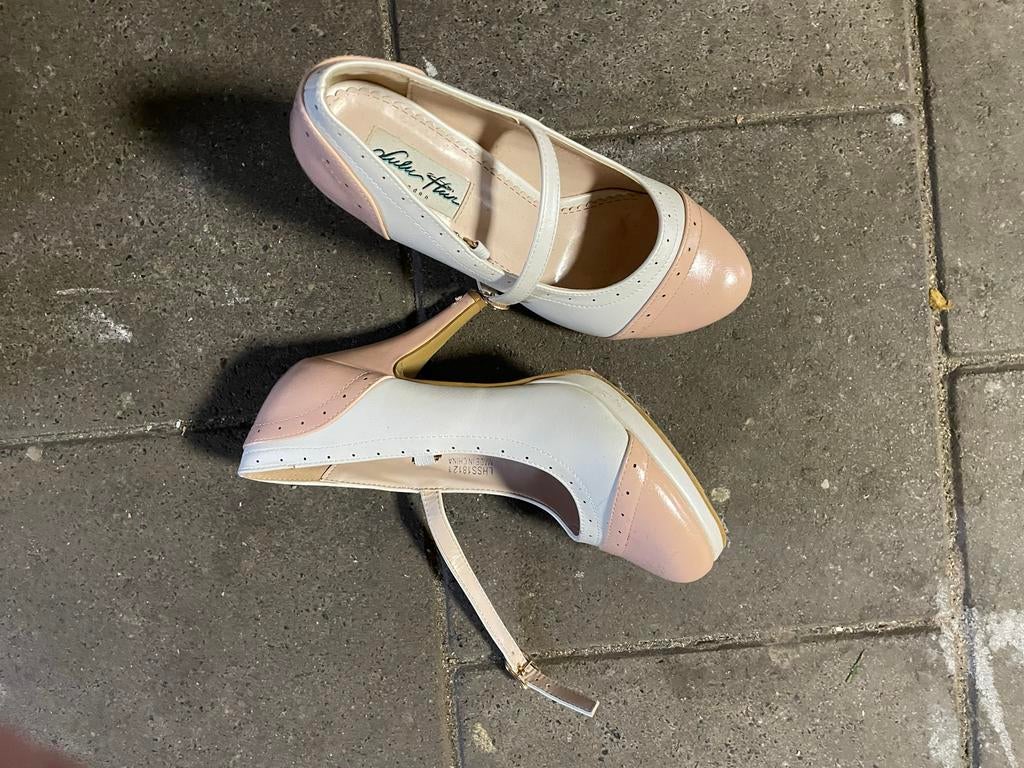 Lulu Hun pumps maat 39, Kleding | Dames, Schoenen, Ophalen of Verzenden