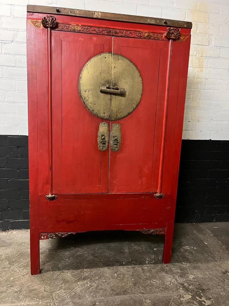 Chinese bruidskast rood oud houtsnijwerk kast chinese uniek, Huis en Inrichting, Kasten | Overige, Verburgt Vintage, Gebruikt