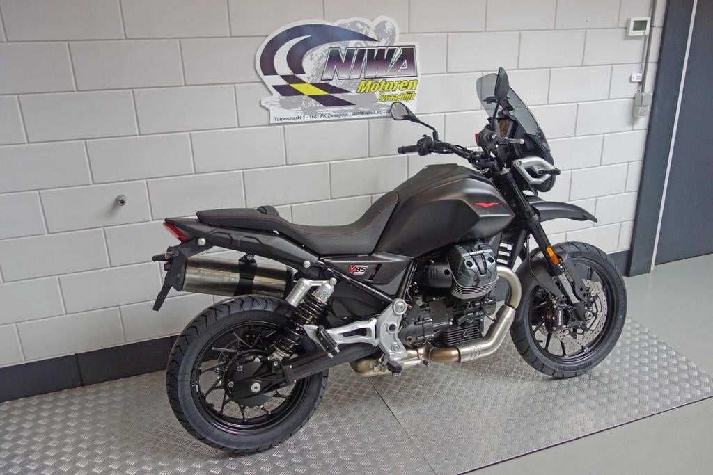 MOTO GUZZI V 85 TT - foto 3