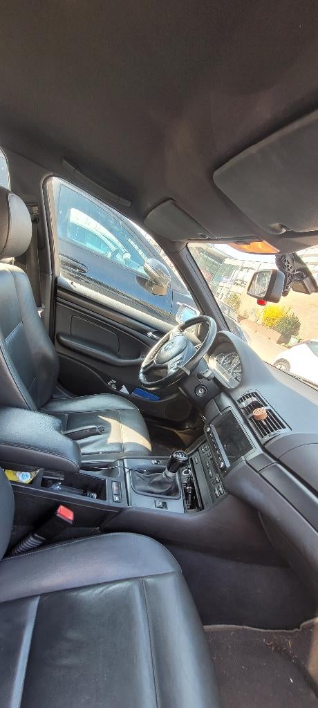 BMW 3-Serie 1.8 I 316 Touring 2005 Grijs (lekt koelvloeistof, Achterwielaandrijving, 1250 kg, Zwart, 4 cilinders