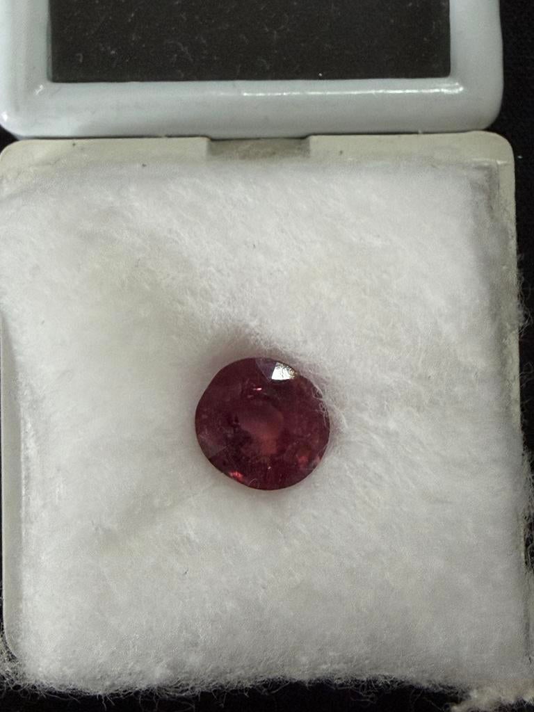 Robijn Birma 9mm, Sieraden, Tassen en Uiterlijk, Edelstenen, Nieuw, Ophalen of Verzenden