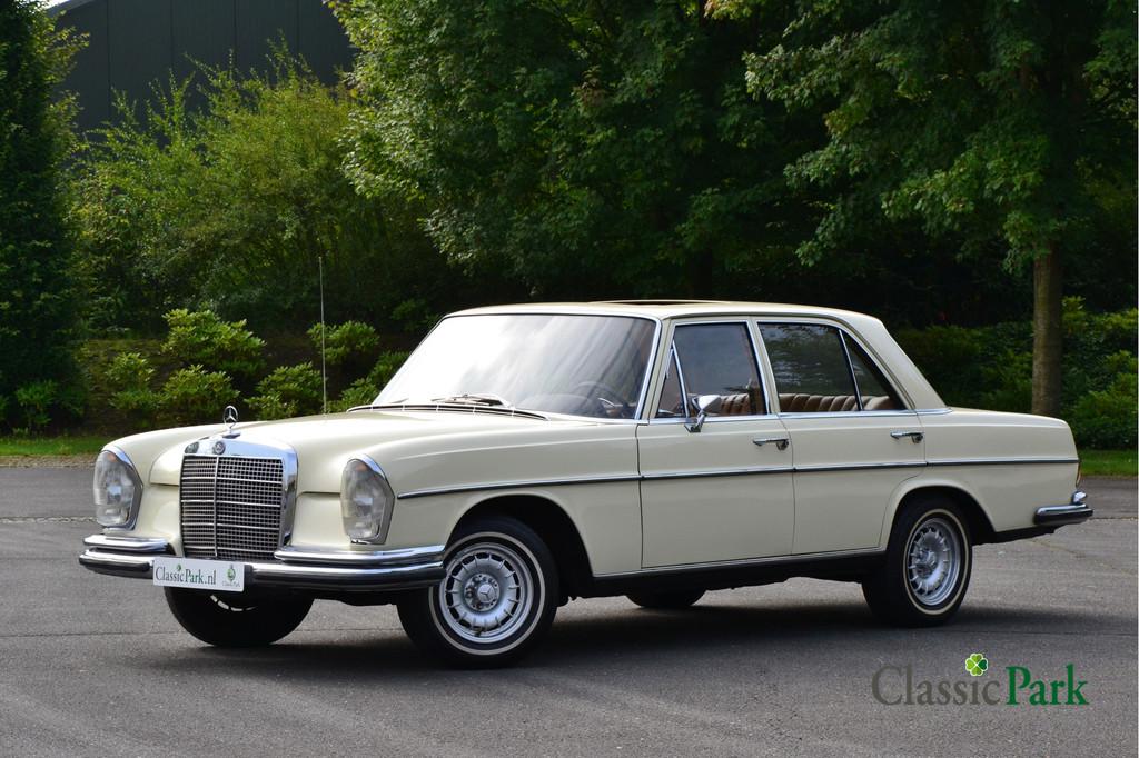 Mercedes-Benz 200-serie 280 SE 3.5 V8 (bj 1972, automaat), Auto's, Oldtimers, Bedrijf, Te koop, Lederen bekleding, Mercedes-Benz
