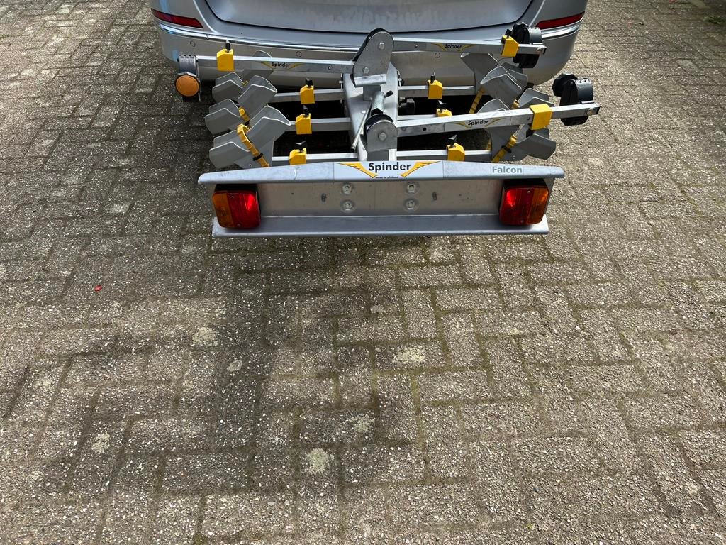 Spinder Falcon fietsendrager, Ophalen, 3 fietsen of meer, Gebruikt, Trekhaakdrager