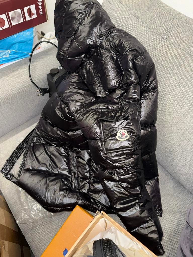 Moncler Maya Jas, Ophalen, Zo goed als nieuw, Zwart