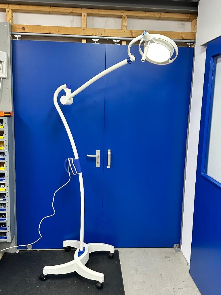 Dr. Mach LED 120F Statiefmodel, Ophalen, Zo goed als nieuw, 75 cm of meer