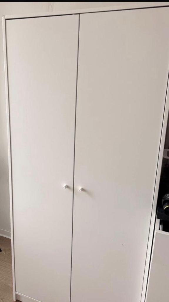 IKEA Houten Kast, Ophalen, Met deur(en), 100 tot 150 cm, Zo goed als nieuw