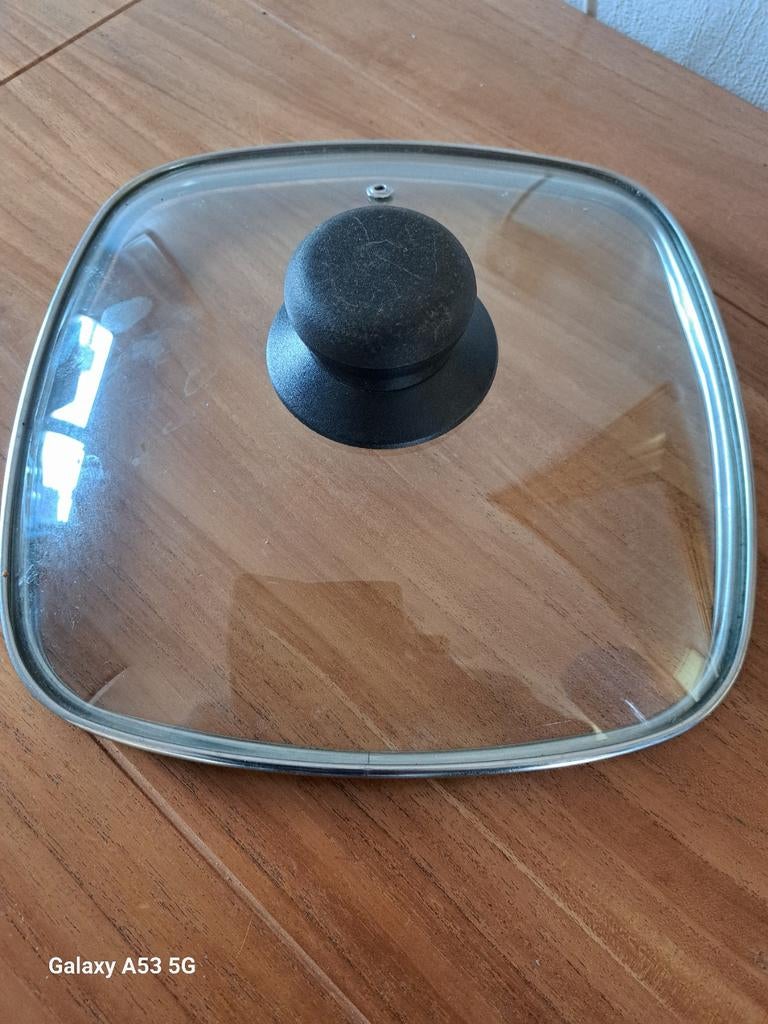 Glazen deksel vierkant elke kant is 24 cm.lang, Ophalen of Verzenden, Zo goed als nieuw, Glas, Pot, Bus of Blik