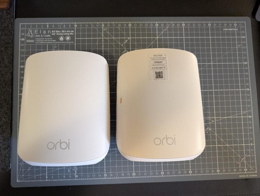 Netgear Orbi RBR350 + satelliet mesh wifi set | WiFi6|AX1800, Ophalen of Verzenden, Zo goed als nieuw, Netgear Orbi