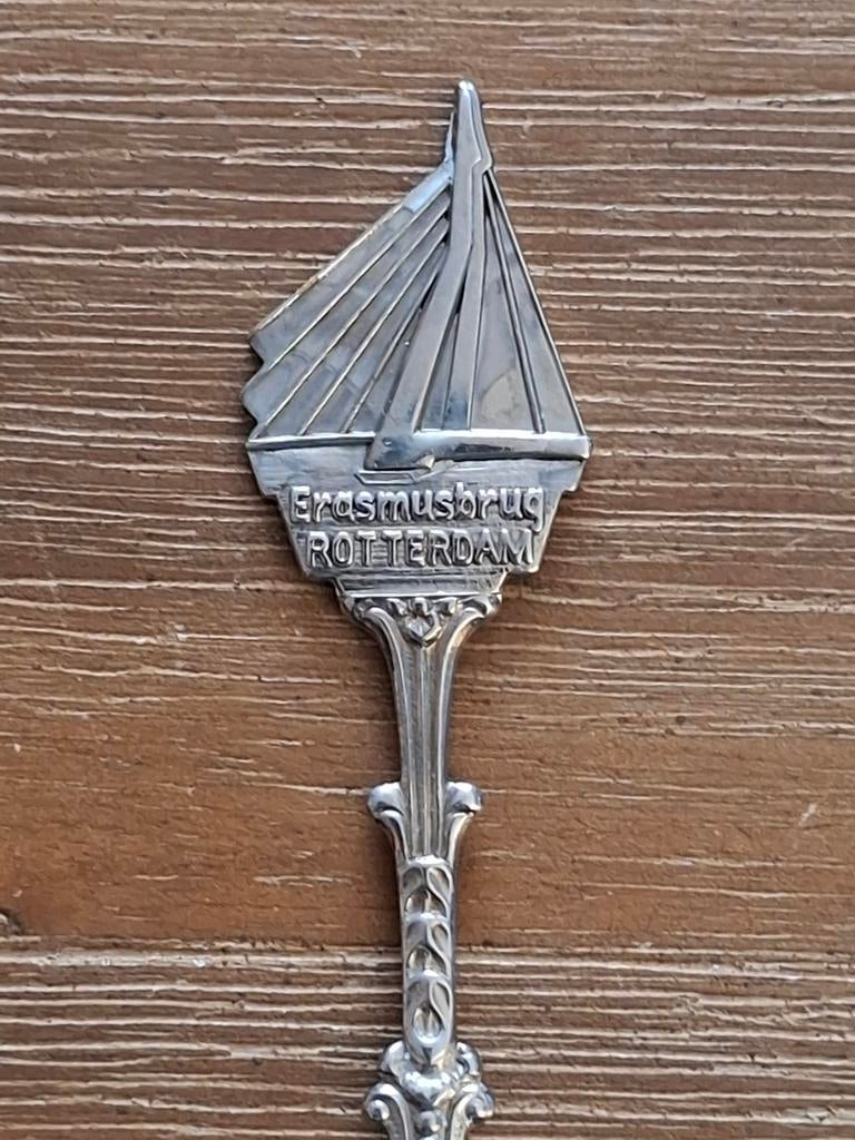 Lepeltje Erasmusbrug Rotterdam, Ophalen of Verzenden