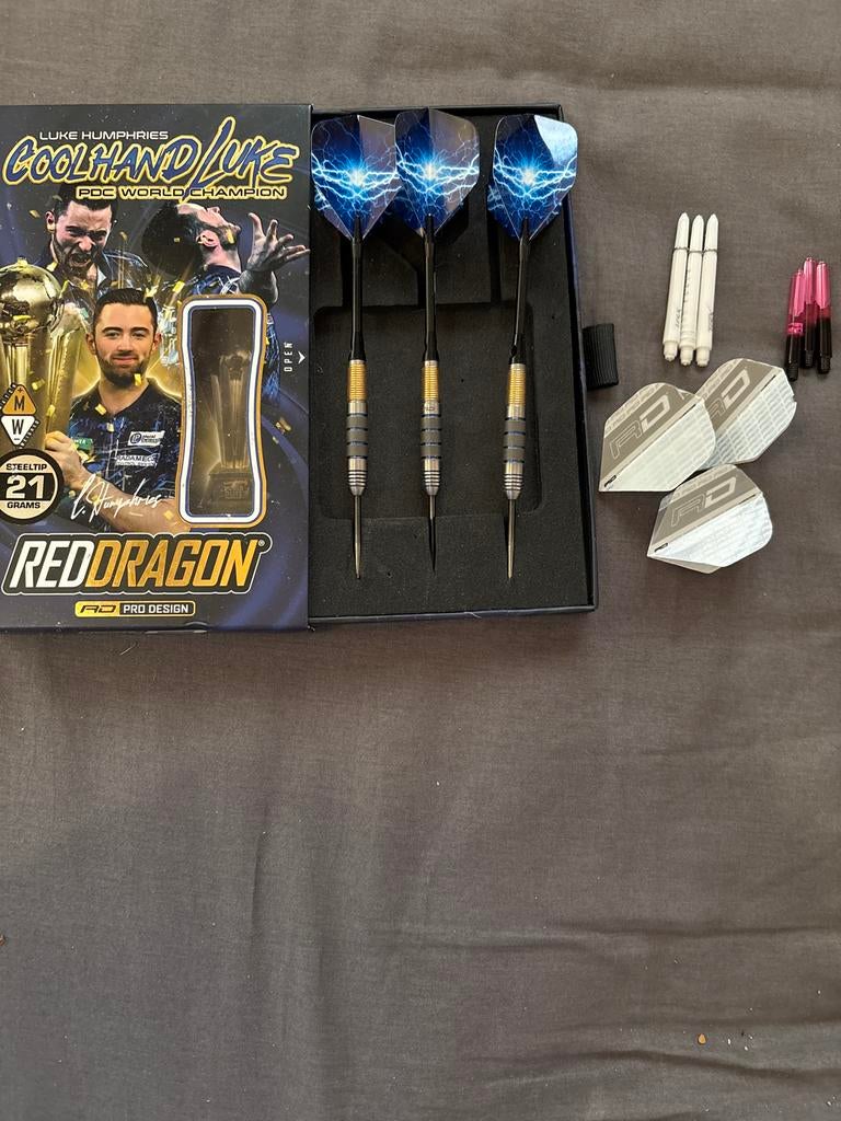 Red Dragon Luke Humphries Custom 90% darts, Ophalen of Verzenden, Zo goed als nieuw, Pijlen