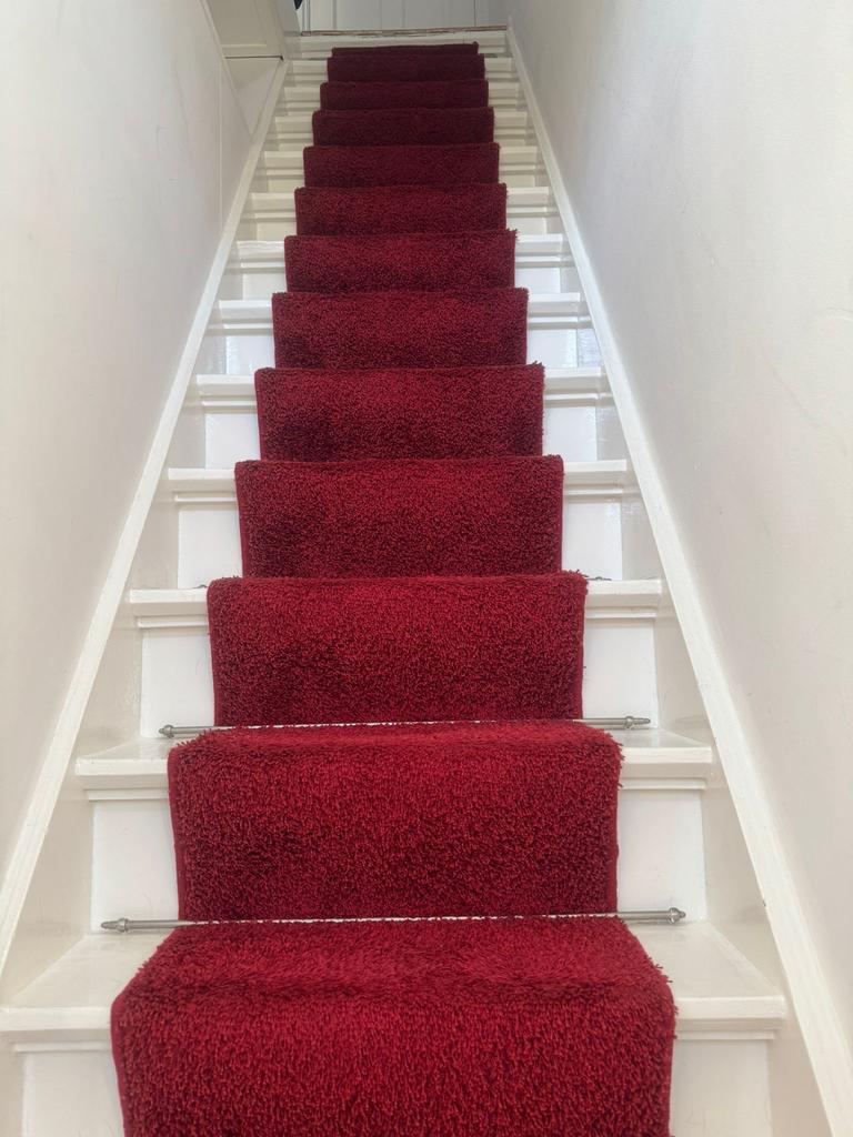 Rode traploper met RVS roedes, Huis en Inrichting, Ophalen, Gebruikt, 200 cm of meer, 50 tot 100 cm