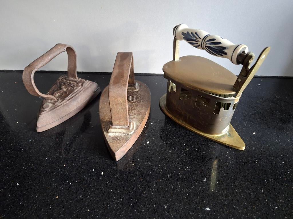 3 strijkijzers, Ophalen of Verzenden