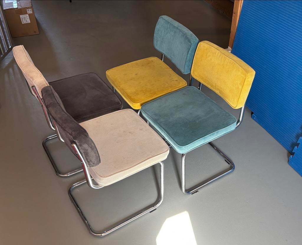 4x Eetkamerstoelen - Gebruikt maar nog goed, Ophalen, Gebruikt, Overige kleuren, Vier