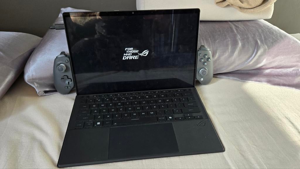 Asus rog flow z13 gz302ea-ru004w  gtx4060, Computers en Software, Ophalen, Zo goed als nieuw, 14 inch, 4 Ghz of meer