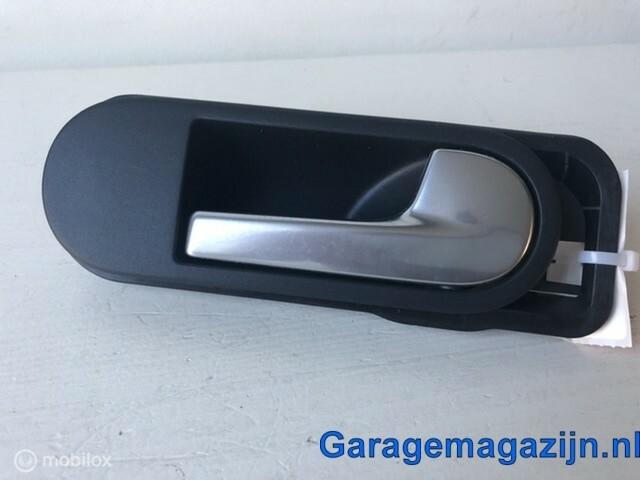 Handgreep deur rechtsachter binnen 5M0837198 VW Golf Plus V, Gebruikt, Volkswagen, Ophalen of Verzenden, Volkswagen
