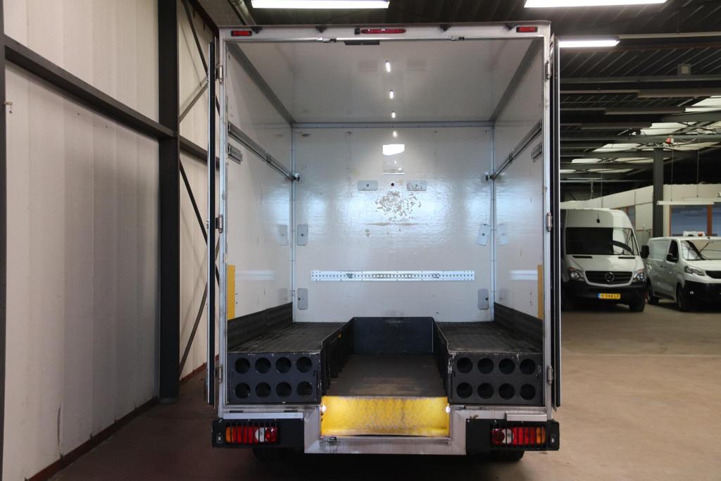 Renault Master 170PK AUTOMAAT LOWLINER VERKOOPWAGEN, Stof, Gebruikt, Euro 6, 4 cilinders