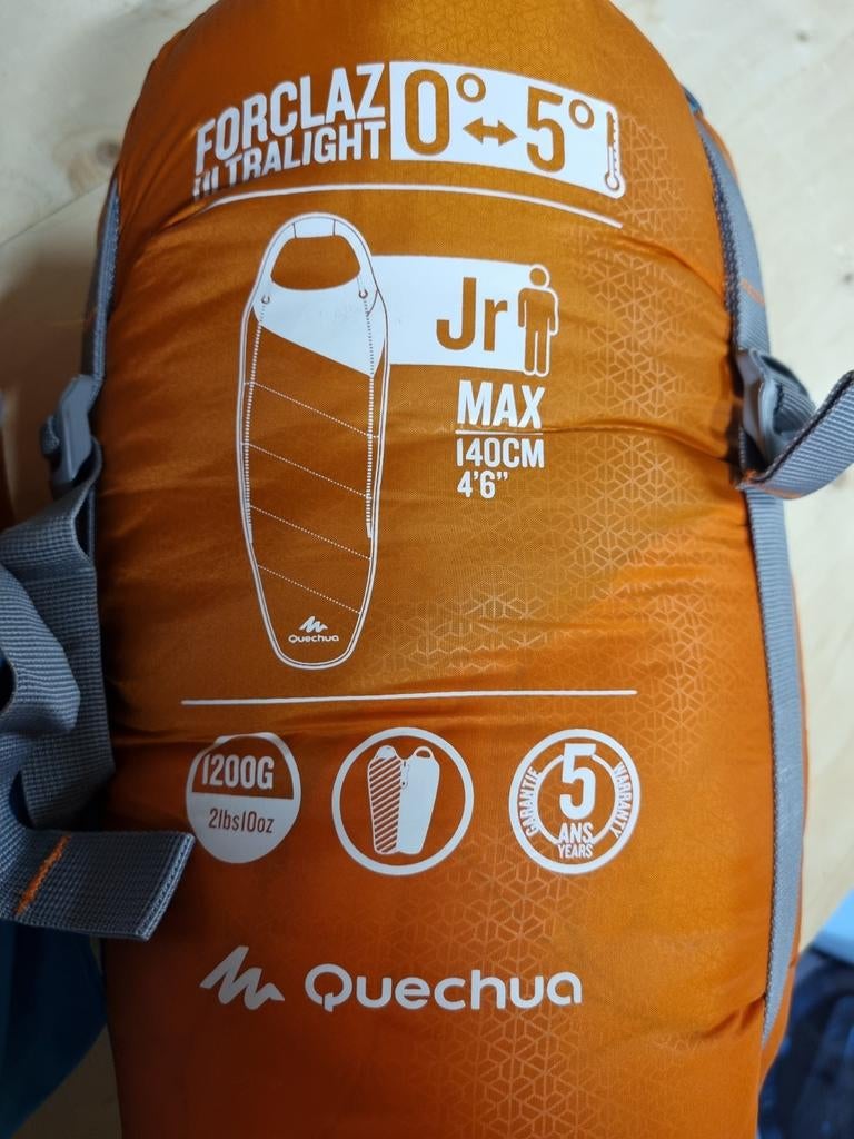 2 slaapzakken 0 tot 5 graden junior tot 140 cm, Caravans en Kamperen, Slaapzakken, Ophalen, Zo goed als nieuw