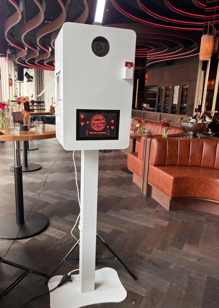 Photobooth huren, Hobby en Vrije tijd, Feestartikelen | Verhuur, Ophalen of Verzenden, Zo goed als nieuw, Verjaardag