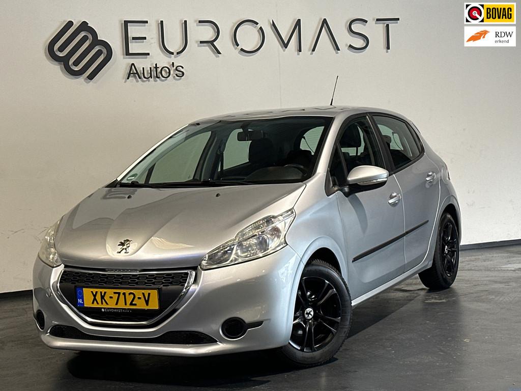 Peugeot 208 1.2 PureTech Active Automaat Airco Cruise Trekha, Stof, Euro 6, 1199 cc, 82 pk
