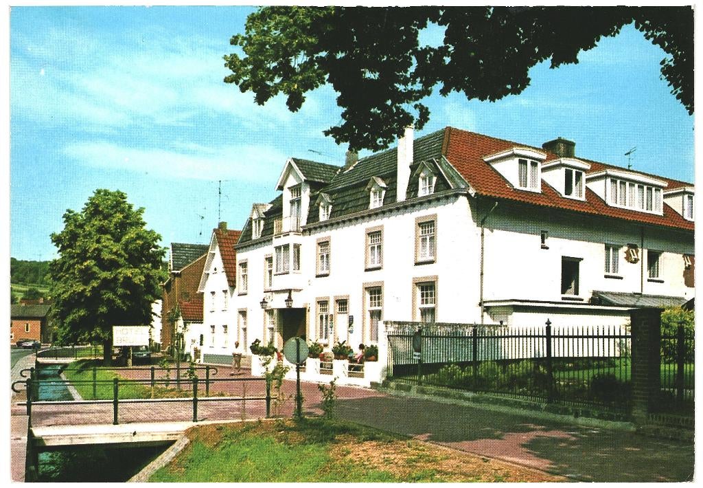 18098 Mechelen Limburg 1976 Hotel Brull  Onbeschreven