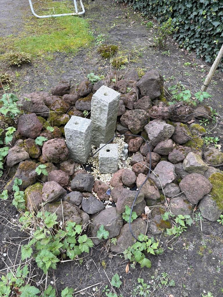 Fontein met 3 rechthoekige stenen, Tuin en Terras, Ophalen, Gebruikt, Graniet, Fontein