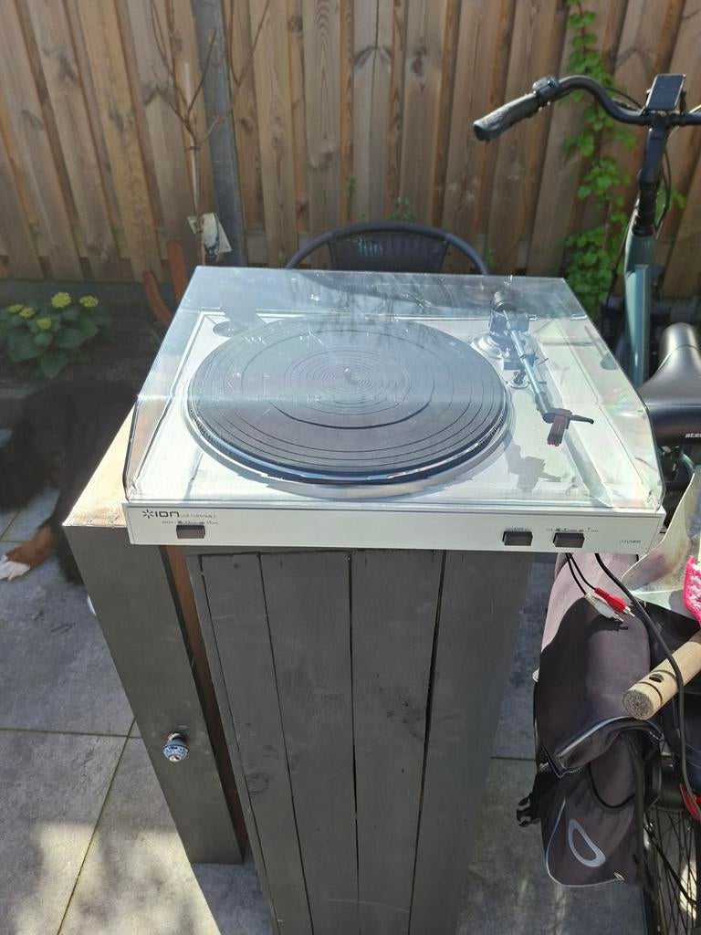 Ion Platenspeler - Klassiek Design met Moderne Functies, Ophalen, Gebruikt, Platenspeler, Overige merken