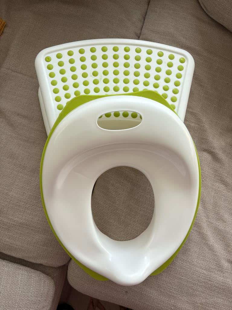 Ikea Witte en groene kinder wc-bril met opstapje, Kinderen en Baby's, Ophalen, Zo goed als nieuw