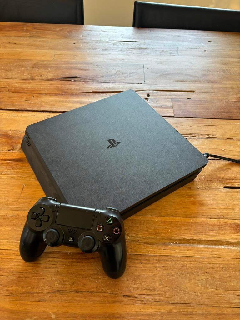 Playstation 4 met controler, Spelcomputers en Games, Spelcomputers | Sony PlayStation 4, Ophalen, Zo goed als nieuw, Met 1 controller