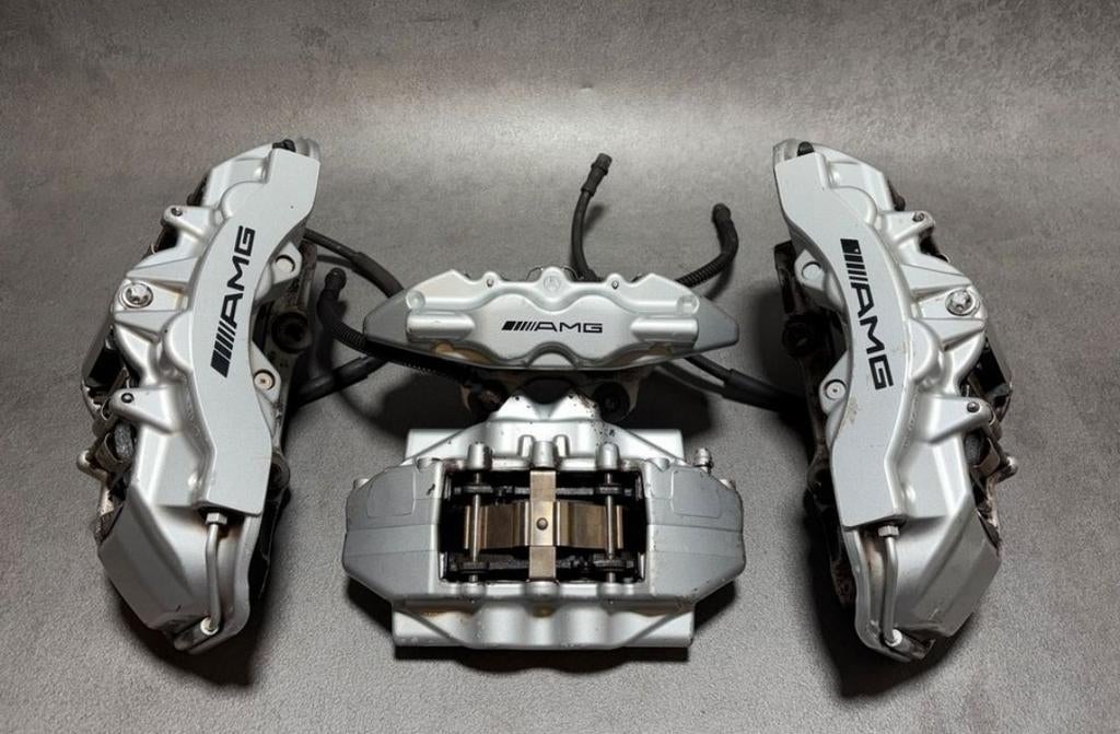 Mercedes E55 W211 AMG Remmerij Remklauwen 8 Pots BBK, Auto-onderdelen, Ophalen