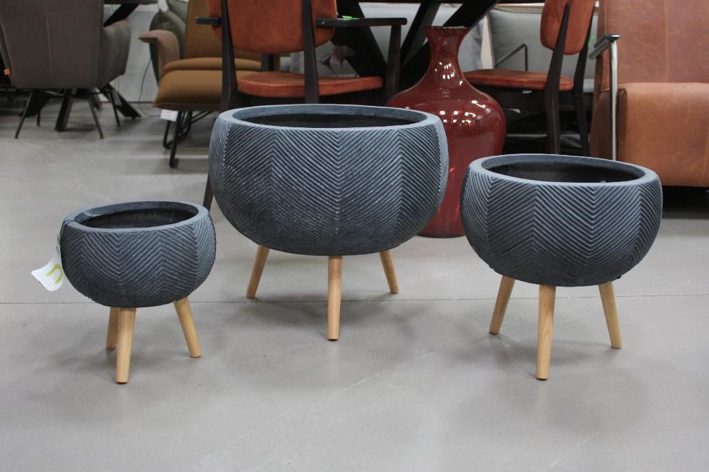 Hippe bloempotten grijs antraciet visgraat op houten pootjes, Tuin en Terras, Bloempotten, Ophalen, Overige materialen, 40 cm of meer