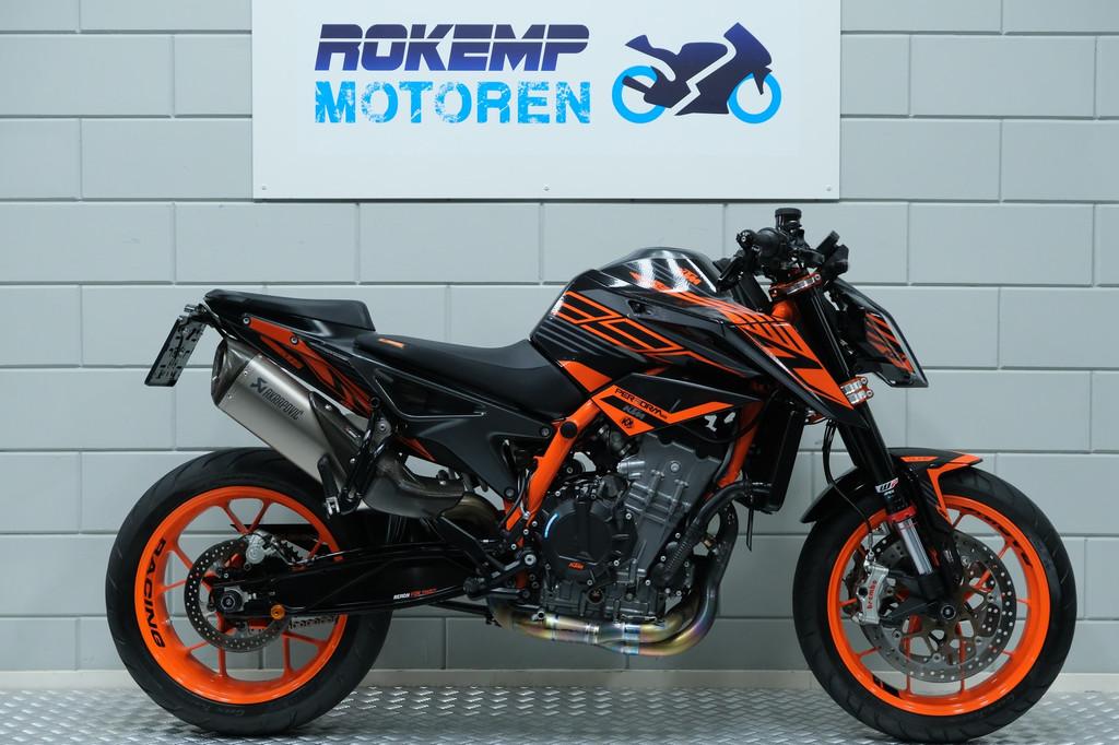 KTM 890 DUKE R ABS TOUR (bj 2020), E 3
A-5230  MATTIGHOFEN, AT, Bedrijf, Meer dan 35 kW, KTM Sportmotorcycle Ned B.V.