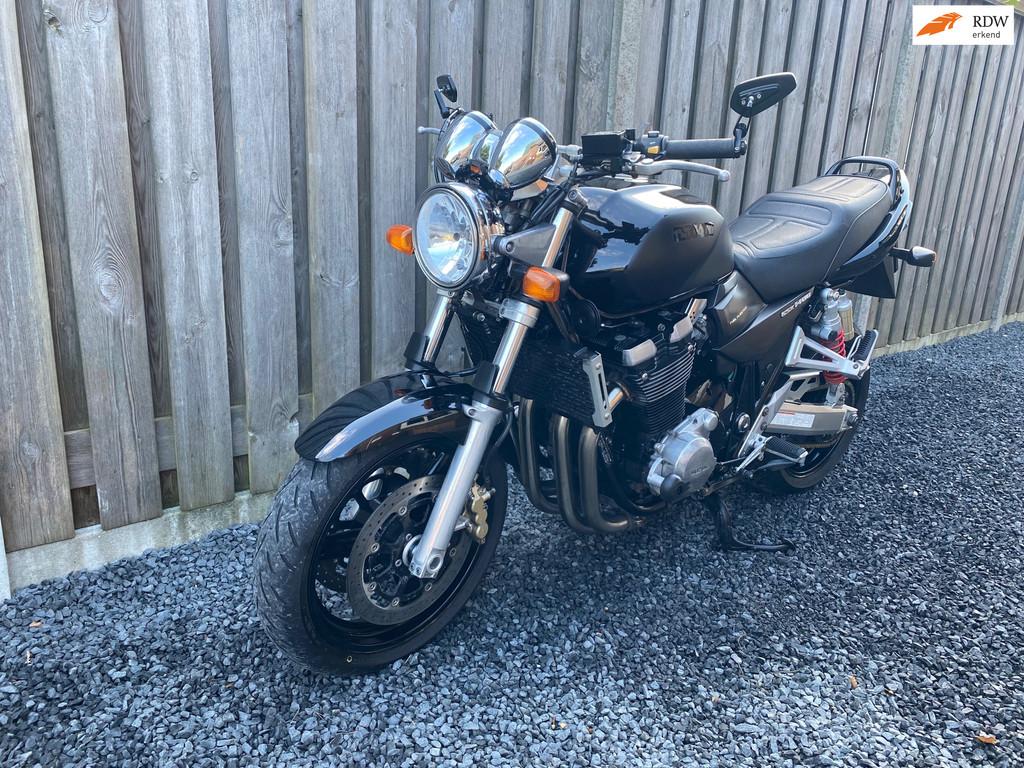 Suzuki Tour GSX 1400 Black Edition 106PK! Nette Staat