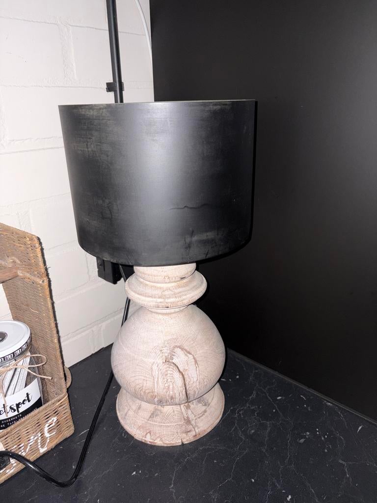 Baluster lamp met houten voet en metalen kap, Ophalen, 50 tot 75 cm, Sober/landelijk, Zo goed als nieuw