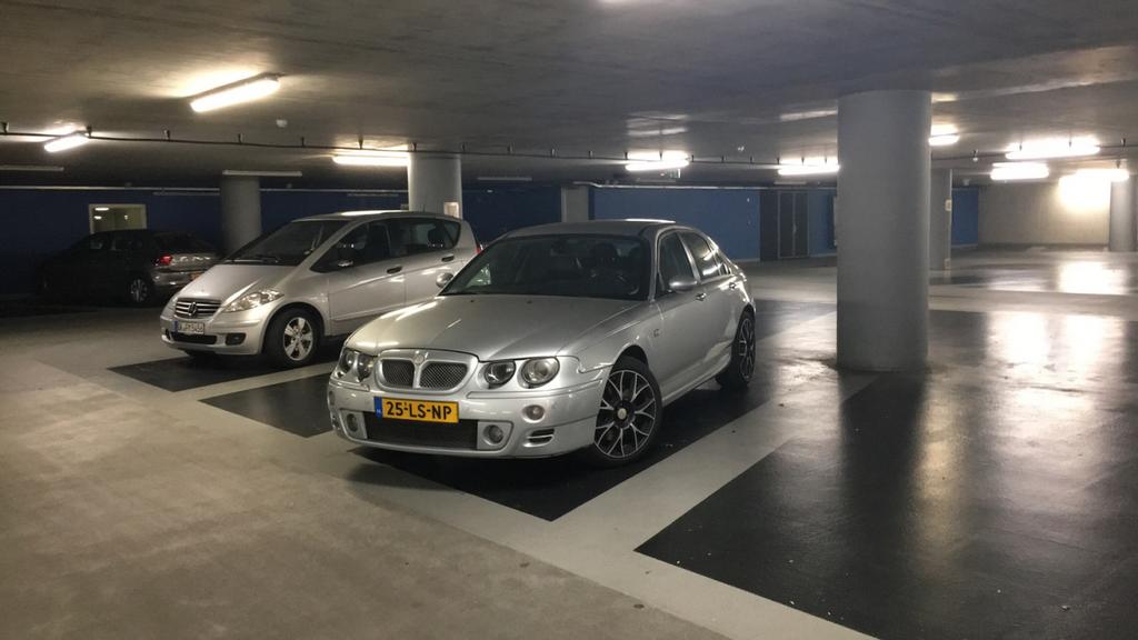 MG ZT 2.5 190 2003 Grijs, Auto's, Voorwielaandrijving, Zwart, ZT, Handgeschakeld