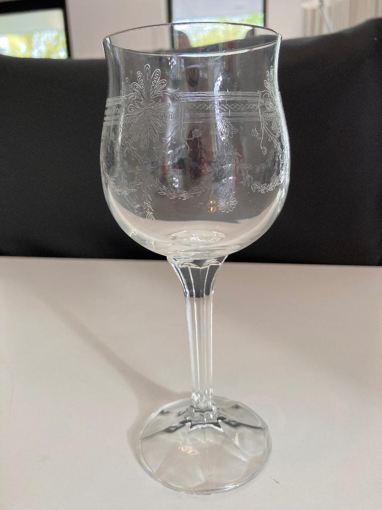 Vintage geëtst wijnglas, Antiek en Kunst, Antiek | Glas en Kristal, Ophalen of Verzenden