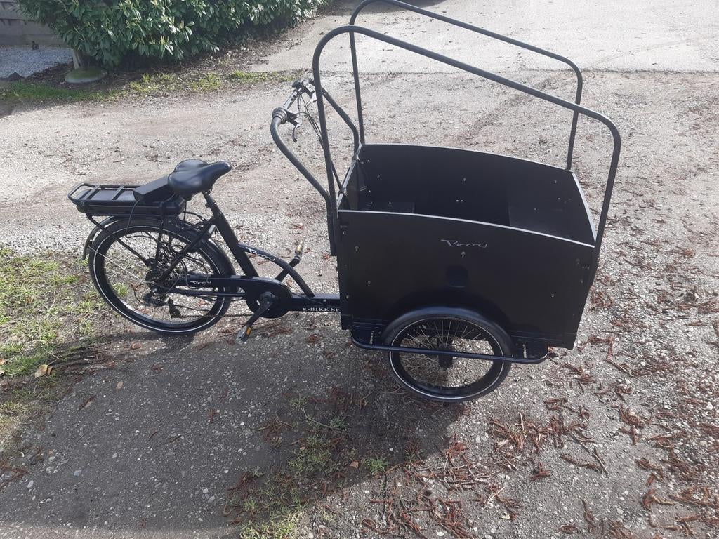 Elektrische bakfiets, Fietsen en Brommers, Fietsen | Bakfietsen, Ophalen of Verzenden, Gebruikt, 4 kinderen of meer