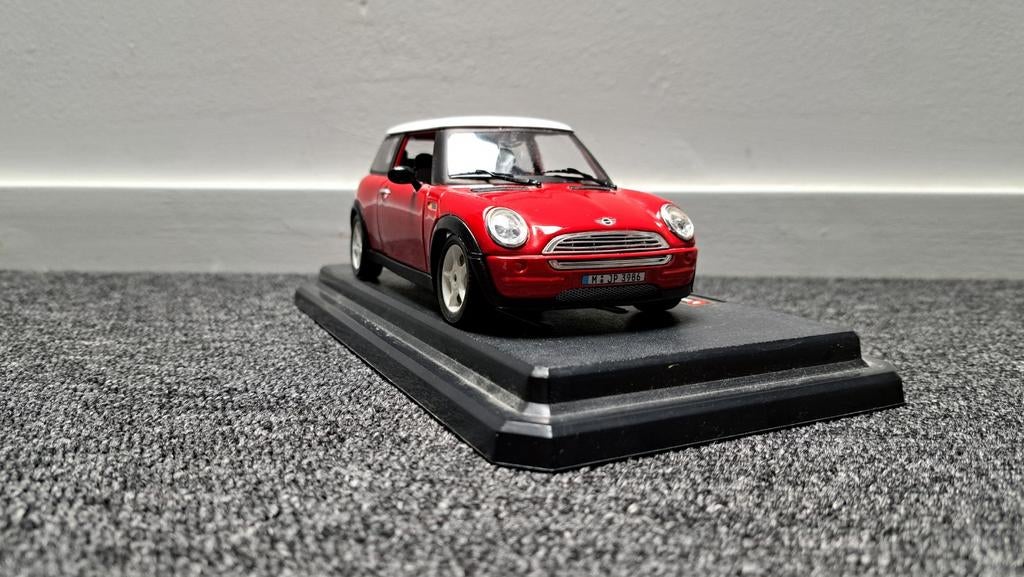 Mini Cooper Bburago (1:24), Ophalen of Verzenden, Zo goed als nieuw, Auto, Bburago