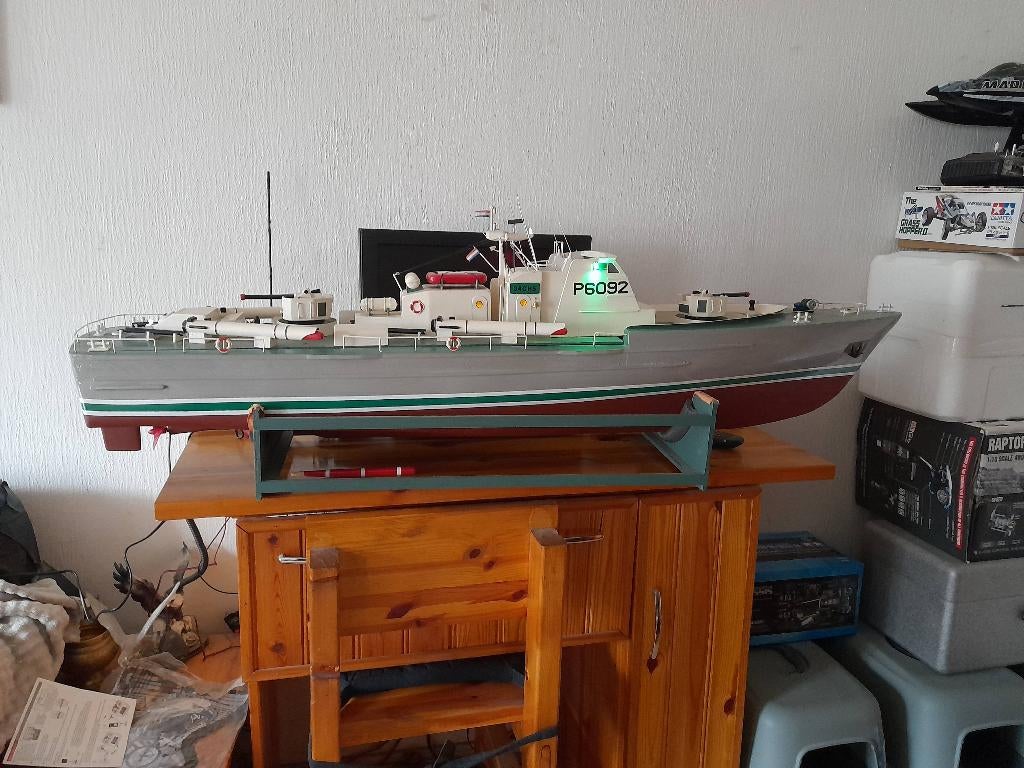 Pracht RC Torpedo Snellboot Dachs P-6092, Ophalen, Zo goed als nieuw, 1:32 tot 1:50, Overige merken