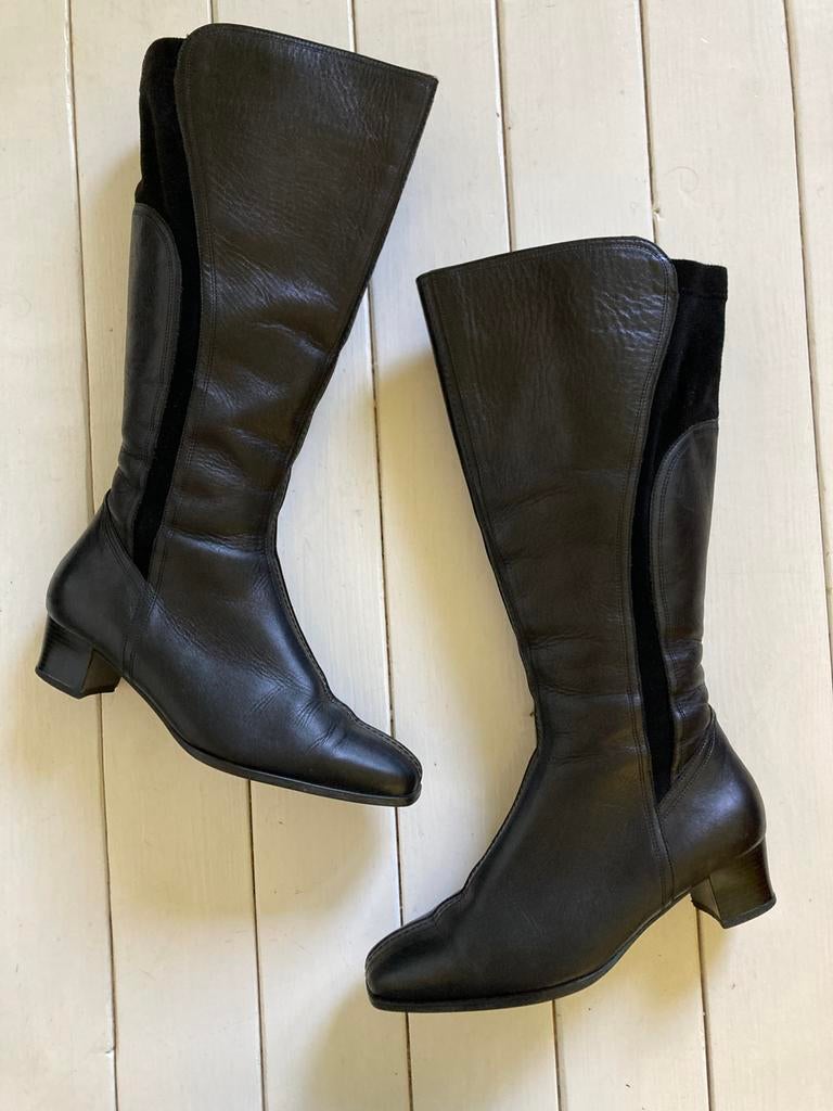 Vintage zwarte Durea laarzen met blokhak en vierkante neus, Hoge laarzen, Zwart, Ophalen of Verzenden, Gedragen