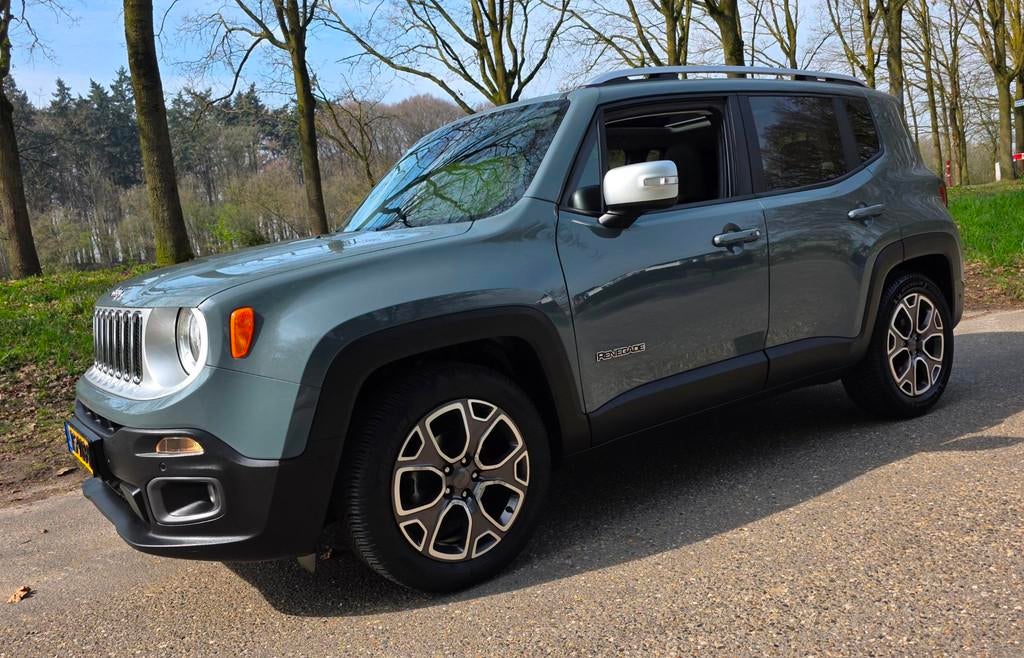Jeep Renegade 1.4 MultiAir Limited - NL Auto - 1e Eigenaar -, Voorwielaandrijving, Gebruikt, 4 cilinders, 400 kg