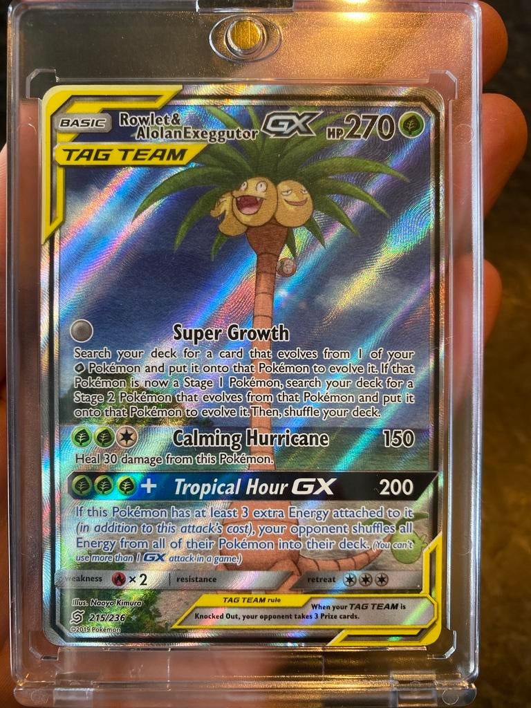 Pokémon kaart Rowlet & Alolan Exeggutor GX - Perfecte Condit, Ophalen of Verzenden, Zo goed als nieuw, Losse kaart, Foil