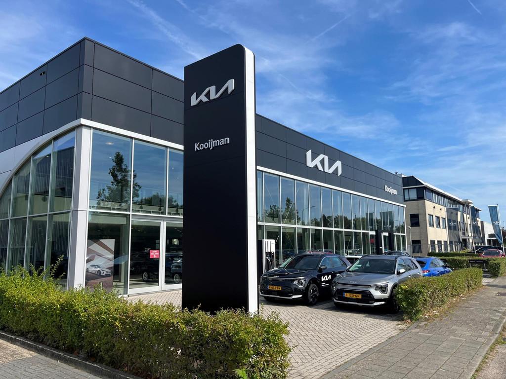 Kia EV3 Air 58.3 kWh €32.995,- RIJKLAAR! Nu €4.000,- voo, EV3, Stof, 1700 kg, 360 min