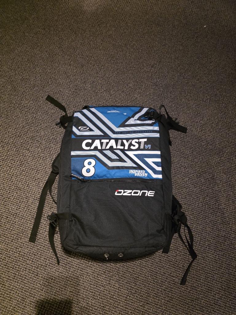 Ozone Catalyst V1 8m kite, Gebruikt, 9 m², Geen board, Ophalen of Verzenden