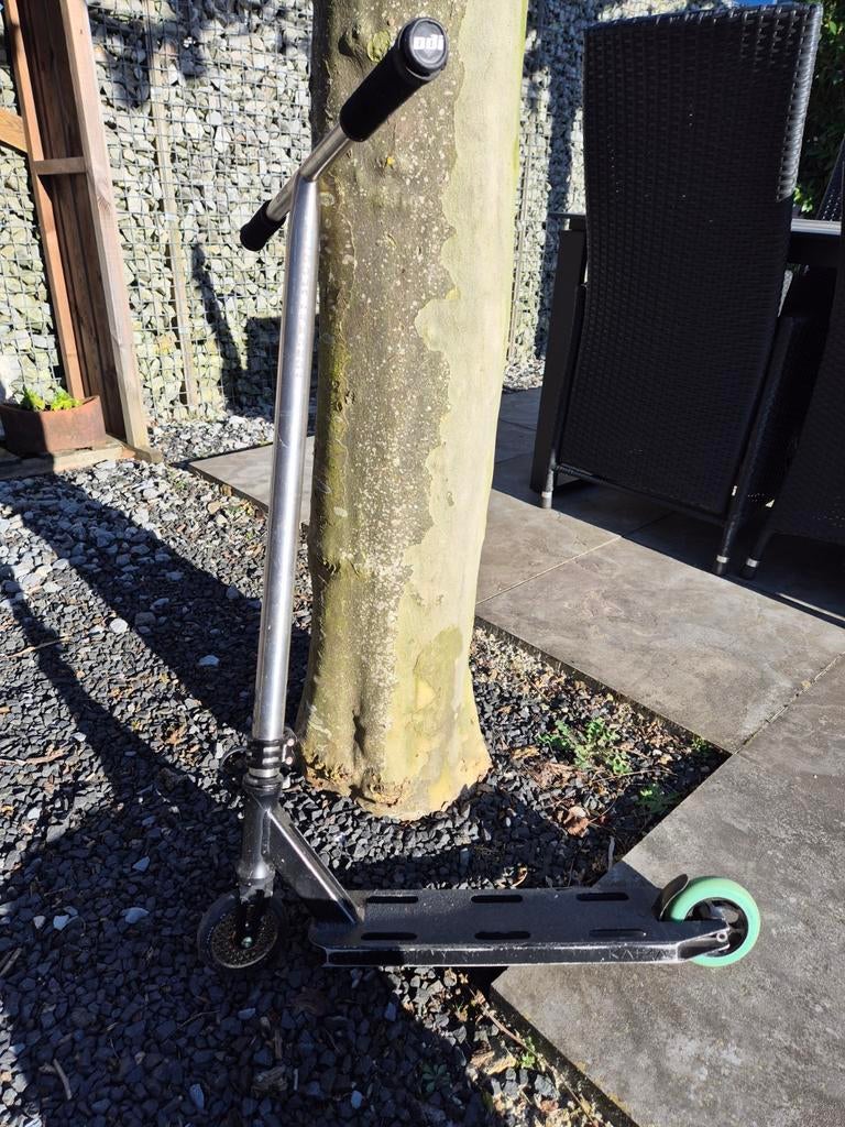 Stuntstep Kaiza / Kronos – sterke custom setup, Fietsen en Brommers, Steps, Gebruikt, Gewone step, Ophalen of Verzenden