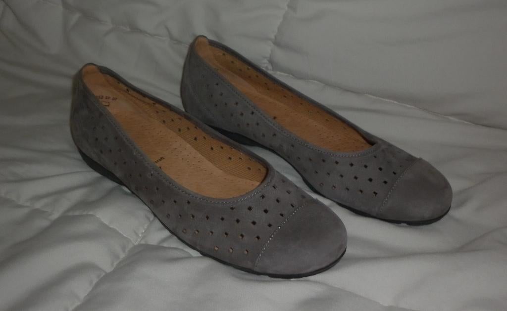 instappers  met sleehakje   maat 40,5 merk : Gabor (, Kleding | Dames, Schoenen, Instappers, Gabor, Ophalen of Verzenden, Grijs