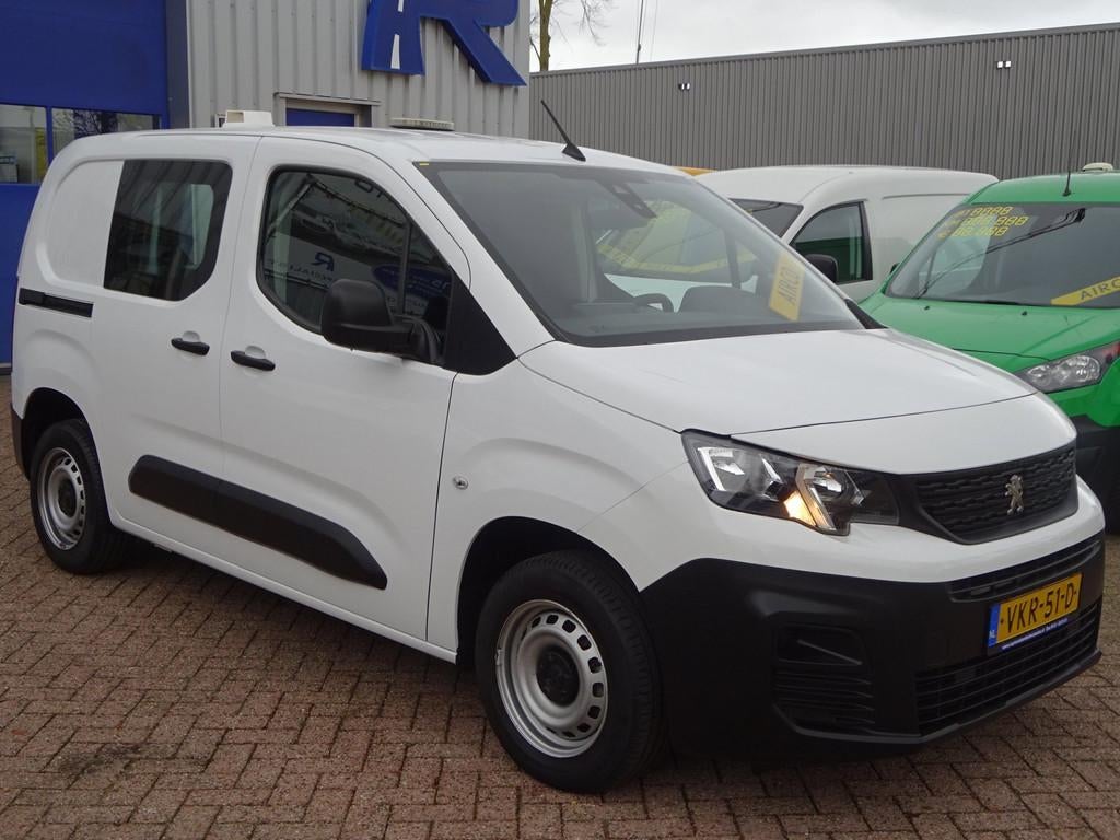 Peugeot Partner 1.5 BlueHDI Pro AIRCO SCHUIFDEUR, Voorwielaandrijving, Stof, Gebruikt, 4 cilinders